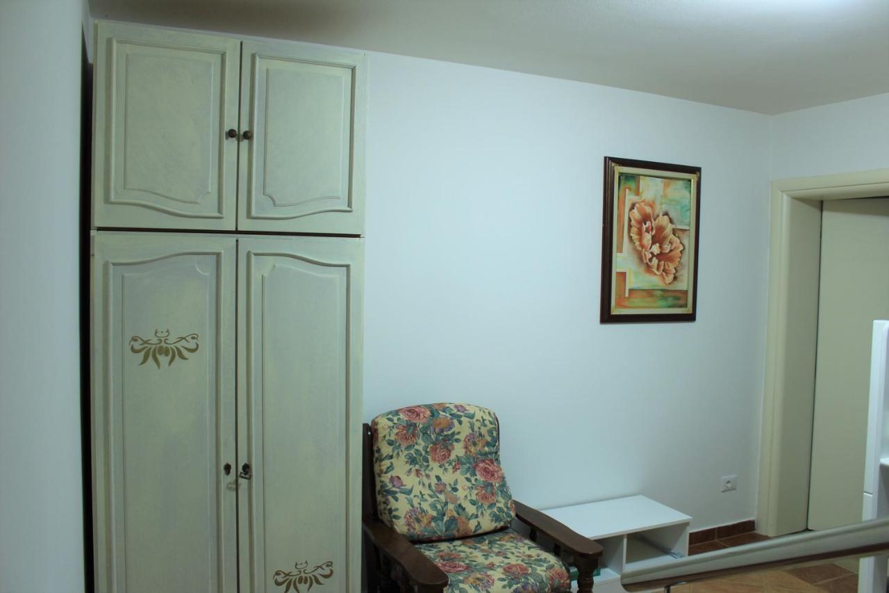Apartman Robi Nova Vas  المظهر الخارجي الصورة
