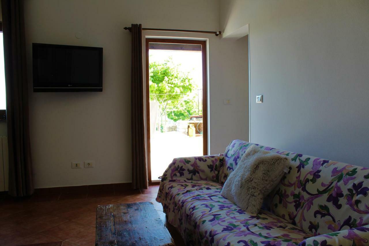 Apartman Robi Nova Vas  المظهر الخارجي الصورة